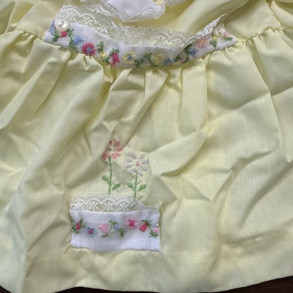 Vintage Catton Candy Baby Dress Yellow and White NEWBORN - Picture 3 of 5